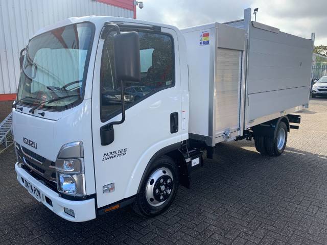 Isuzu Truck N35 1.9 LWB Twin Rear Wheel Tipper Diesel White