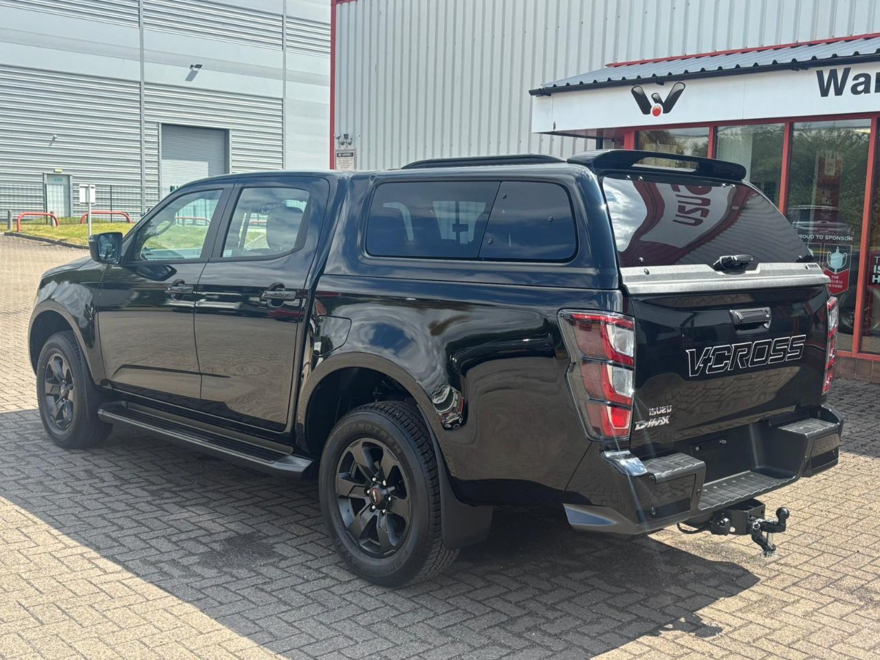 2025 Isuzu D-max