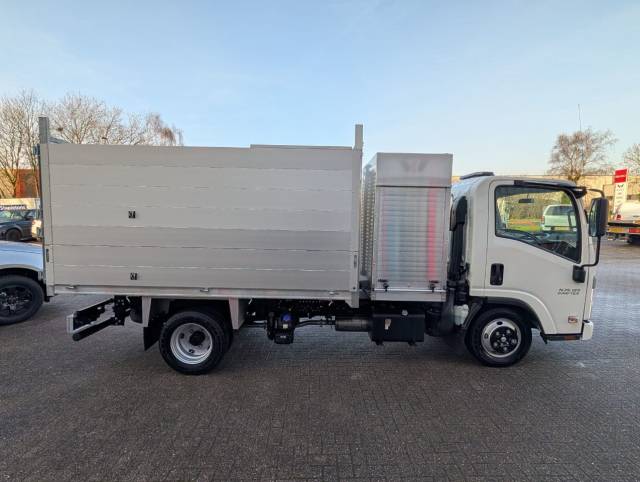 2025 Isuzu Truck N35 3.0 Chassis Cab